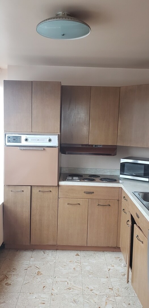Foto del edificio - 3550 N Lake Shore Dr