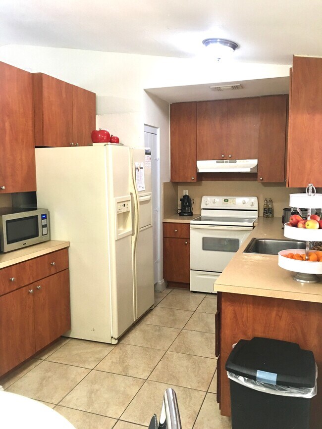Foto del edificio - 7124 SW 152nd Ct