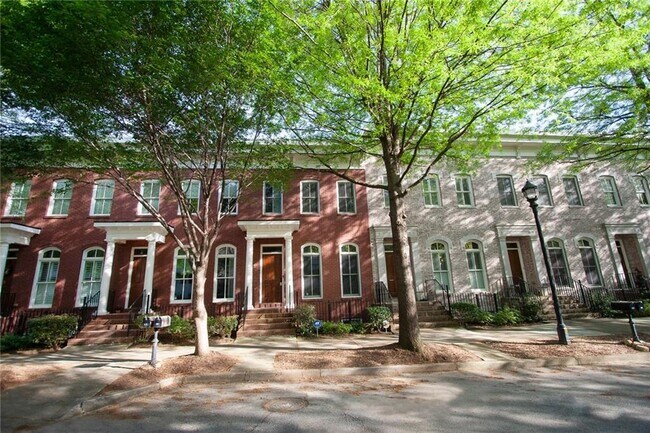 Foto del edificio - 839 Inman Vlg Pkwy NE