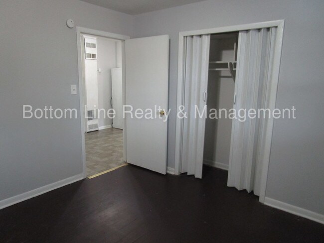 Foto del edificio - 23 Alice Ave