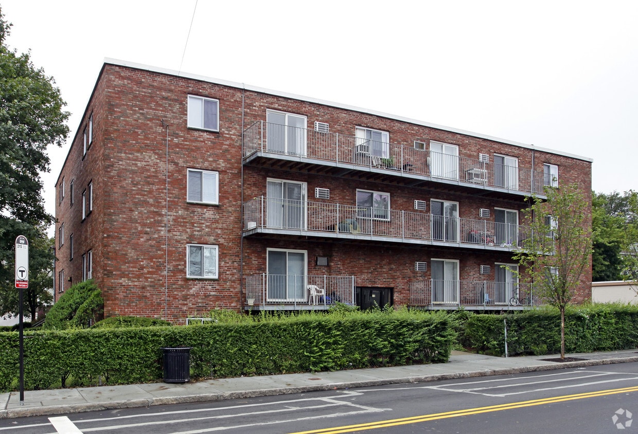 Primary Photo - 2-16 Copeland St