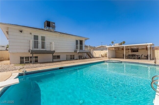 Foto del edificio - 505 Vincent Way