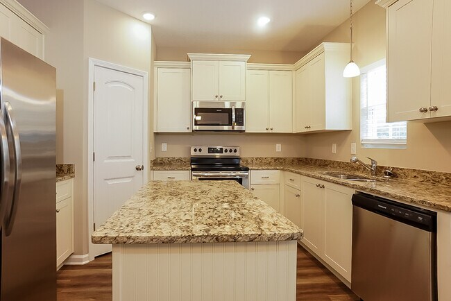 Foto del edificio - 1232 Oak Ln