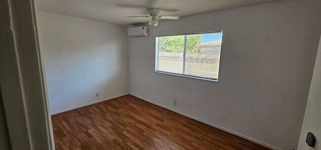 Foto del edificio - Cozy 3-bedroom, 2-bath with NEW Mini Split A/C
