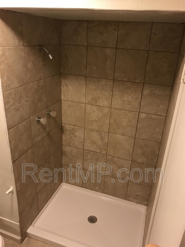 Building Photo - 1825 S Crawford - Unit B06