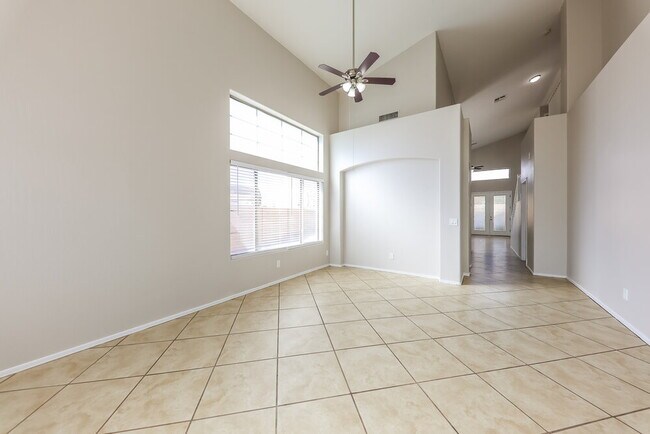 Foto del edificio - 2102 S 114th Ln