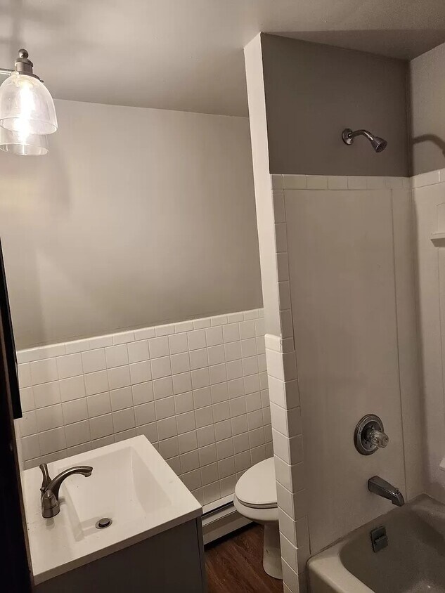 Primary Photo - 18 Medford St