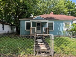 Building Photo - 4260 Norwaldo Ave