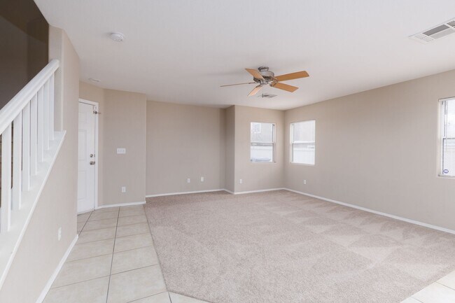 Foto del edificio - 3 bedroom single family home in Henderson!