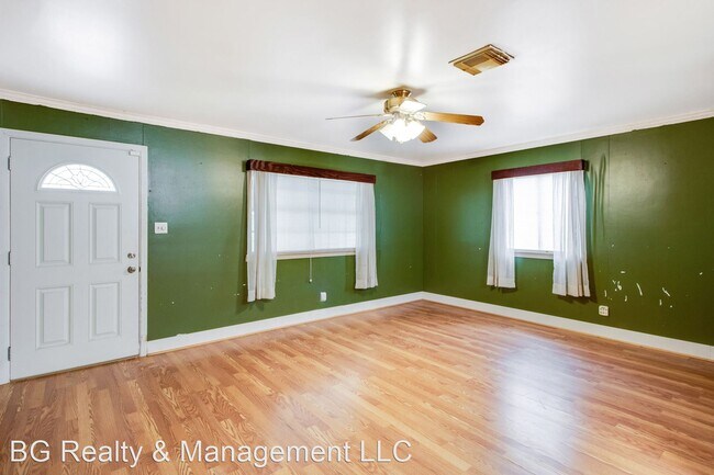 Building Photo - 3 br, 2 bath House - 121 La Rue Rouge