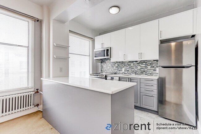 Foto del edificio - 631 O'Farrell St