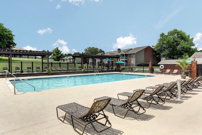 Williamsburg Apartments Hendersonville