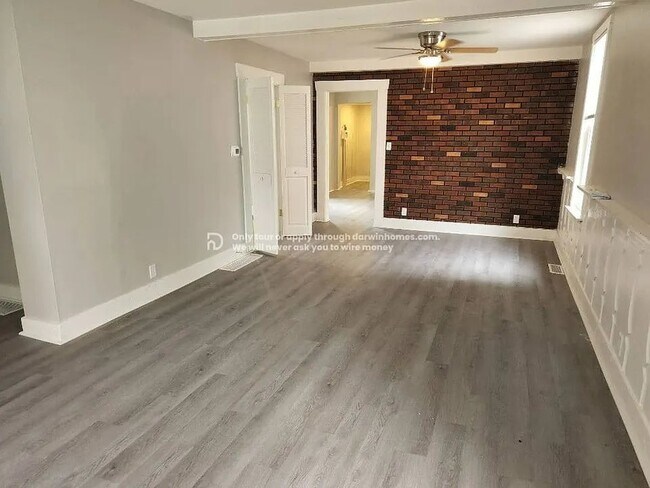 Building Photo - 1910 North North Street