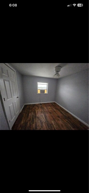 Foto del edificio - 3600 Falling Springs Rd