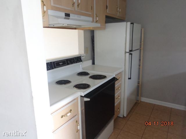 Building Photo - 131 S Lorraine St