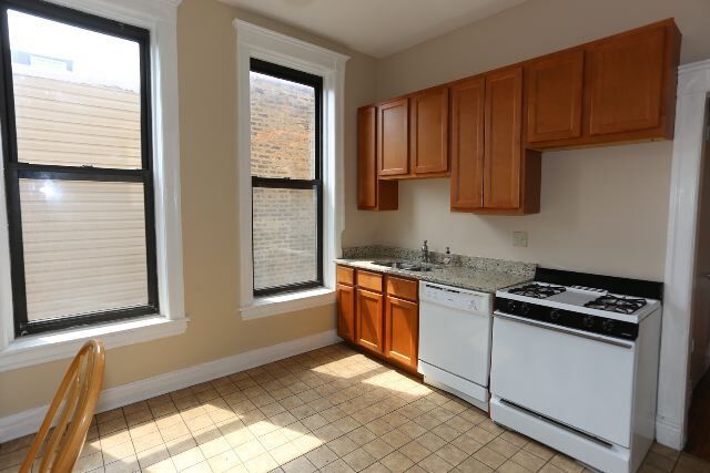 Foto del edificio - 1400 W Erie St