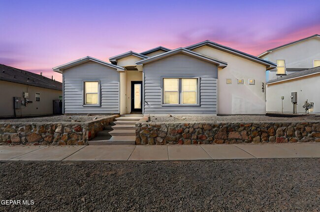 Building Photo - 2505 Mike Price Dr