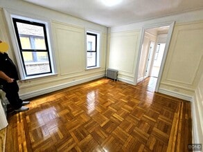 Building Photo - 605 W 170th St