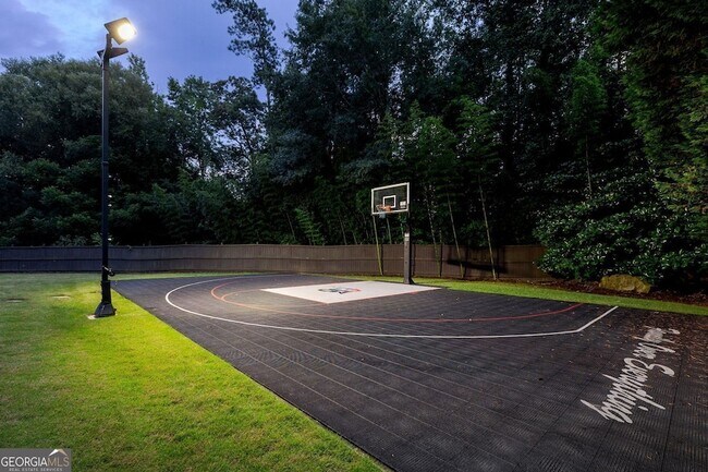 Foto del edificio - 11140 W Rd