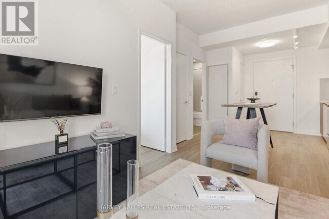 Photo du bâtiment - 100 Eastdale Ave