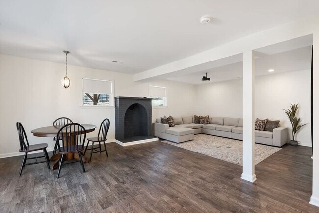 Foto del edificio - 7258 Baldwin Ridge Rd