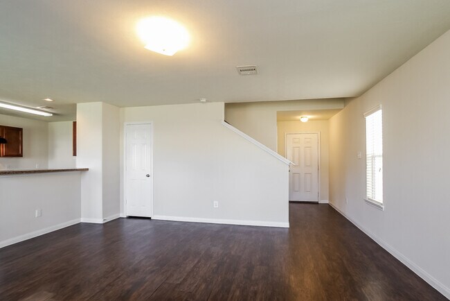 Foto del edificio - Tesoro Hills - 5011 War Horse Drive, San A...