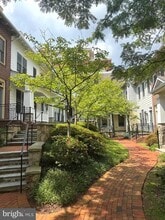 Building Photo - 1322 N Danville St