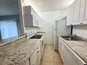 Building Photo - 30 Crossings Cir