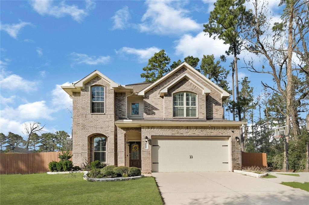 Foto principal - 3310 Pine Chase Dr