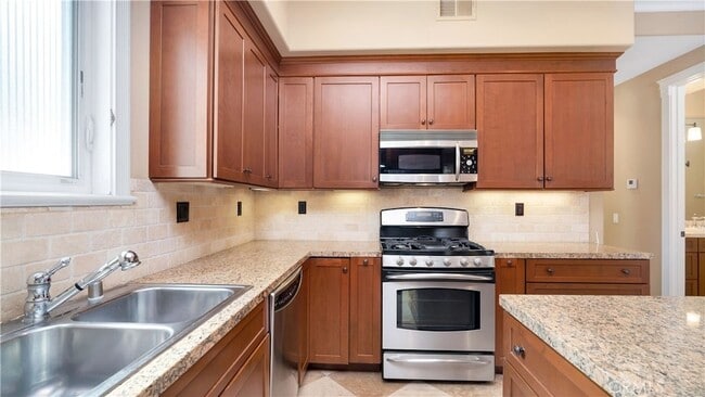 Photo - 431 Iris Ave Apartment