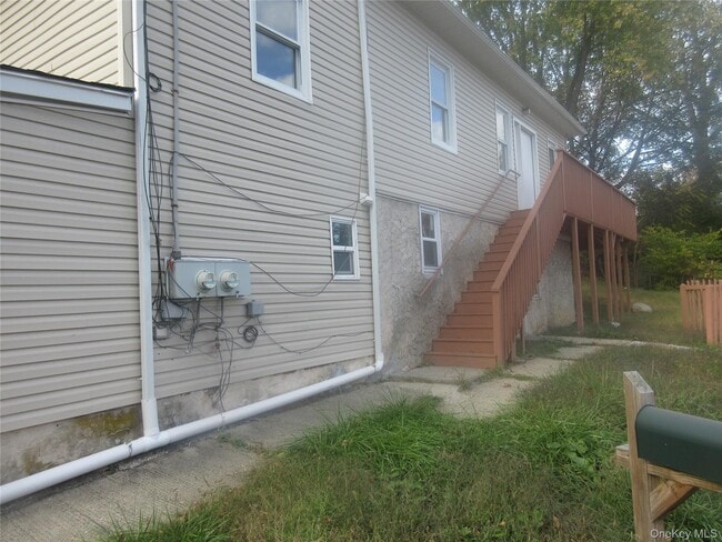 Building Photo - 122 N Liberty Dr