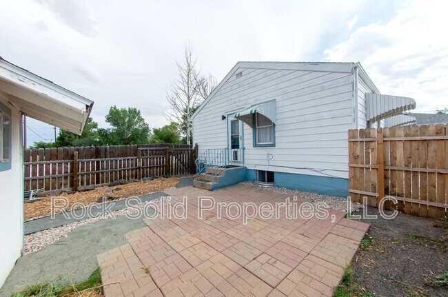 Foto del edificio - 1301 E 23rd St