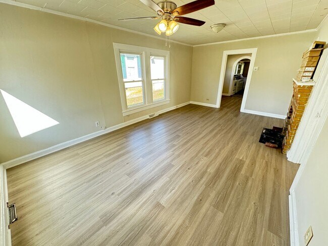 Foto del edificio - 2bd/1ba House on Lane St near Downtown Kan...