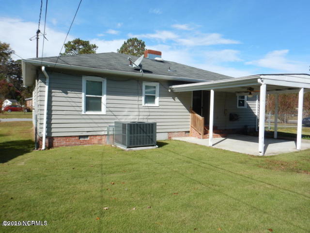 Building Photo - 1401 Polk Ave