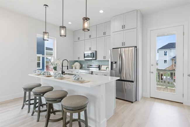 Building Photo - 25206 Sausalito Dr