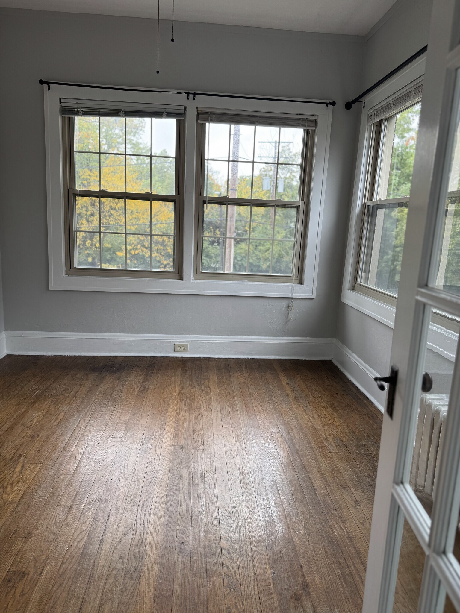 2592 Mayfield Rd Cleveland Heights, OH 44106 – photo 5