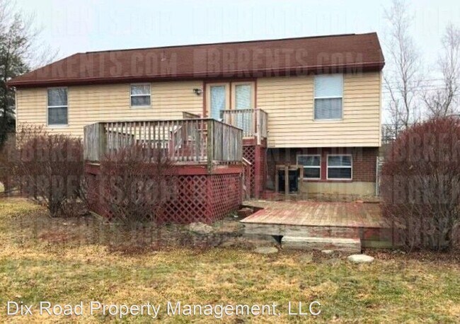 Building Photo - 3 br, 2.5 bath House - 8121 Barret Road,
