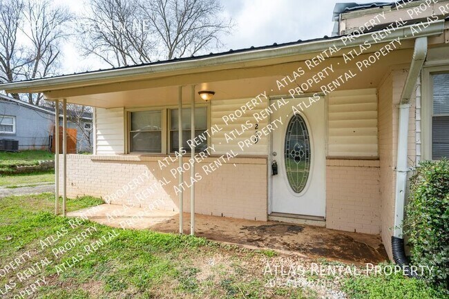 Building Photo - 239 Victory Ln NE Huntsville, AL 35811