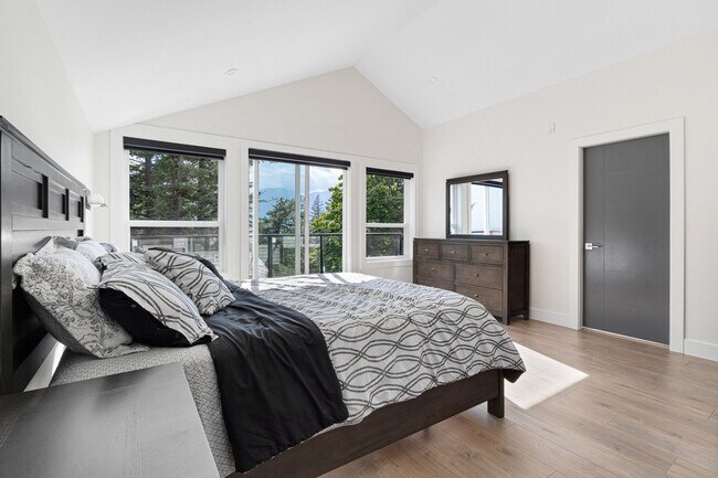 Photo du bâtiment - 1485 Highlands Blvd