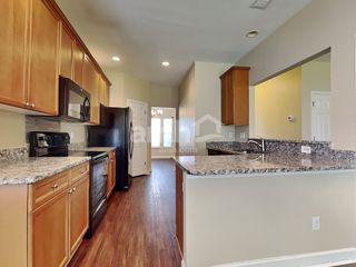 Building Photo - 3049 Argyll Dr