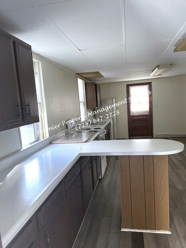 Foto del edificio - 600 8th St