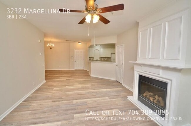 Foto del edificio - 3232 Margellina Drive