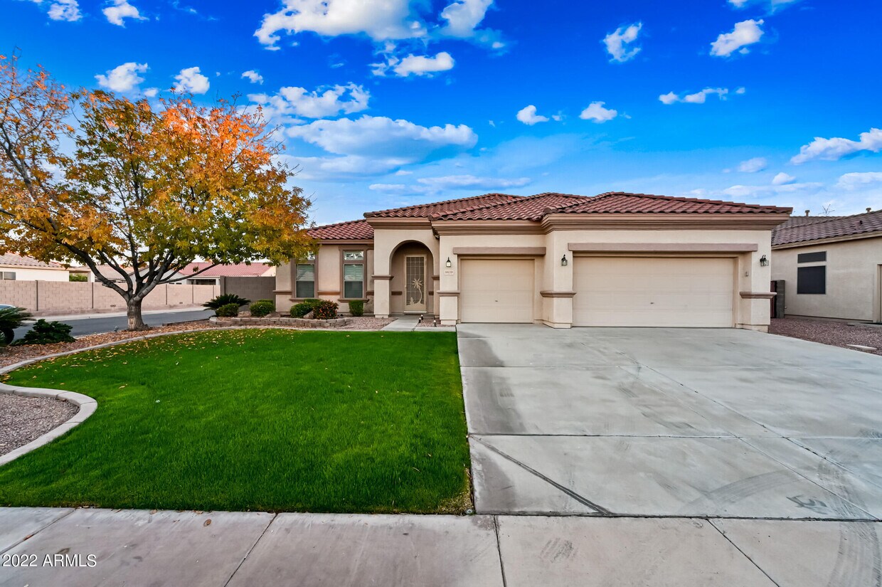 Primary Photo - 9839 W El Caminito Dr