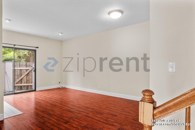 Building Photo - 454 Bolinger Common