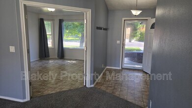 Building Photo - 2589 W Whitelaw Dr