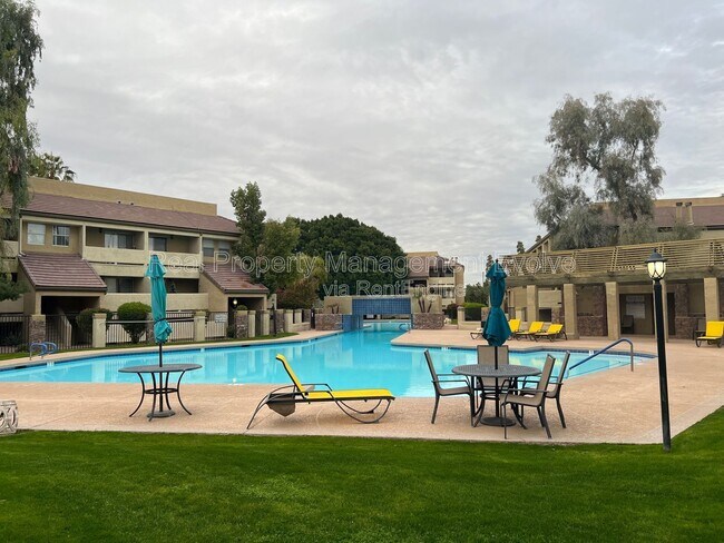 Foto del edificio - 1331 W Baseline Rd