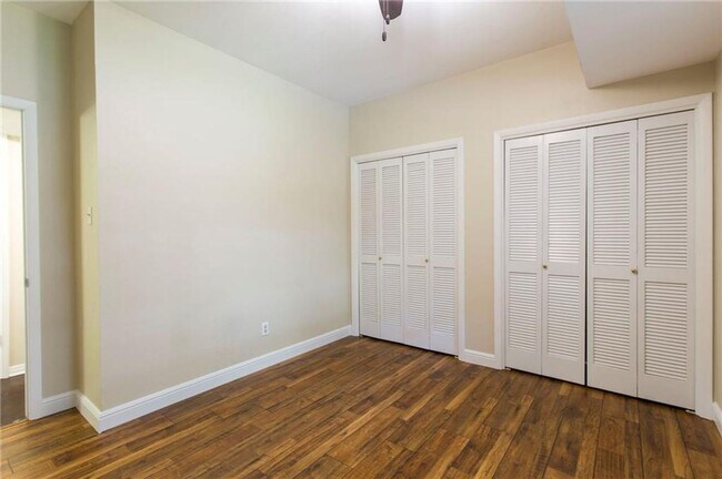 Foto del edificio - Great Two bedroom One Bath