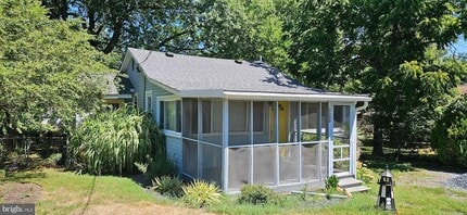 Building Photo - 1398 Nancy St