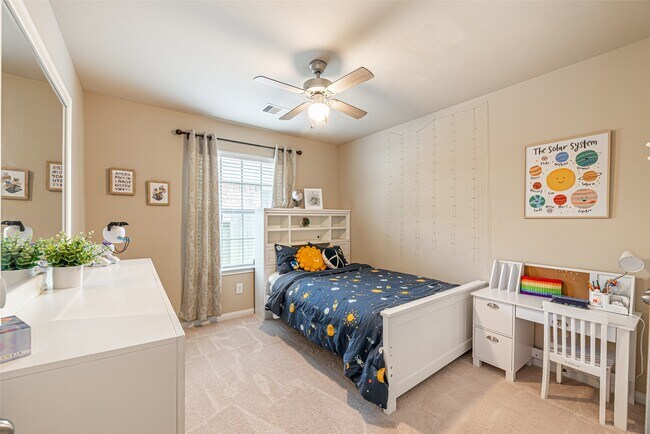 Building Photo - 119 Emerald Loch Ln