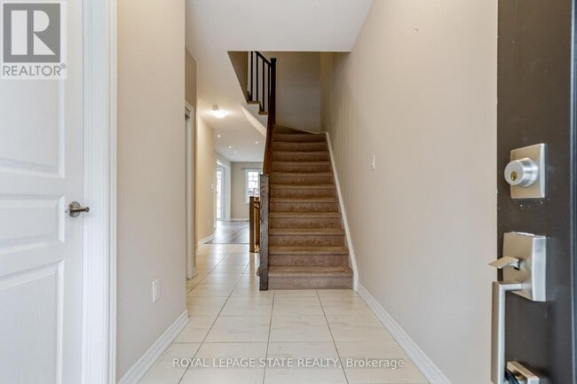 Building Photo - 27 Waterview Ln